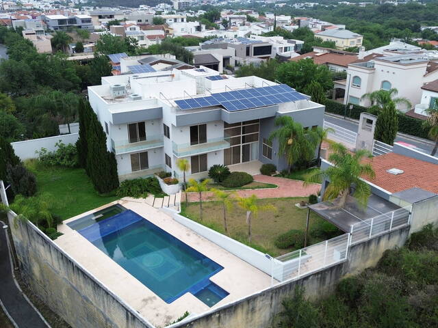 #30 - Casa para Venta en Monterrey - NL - 3