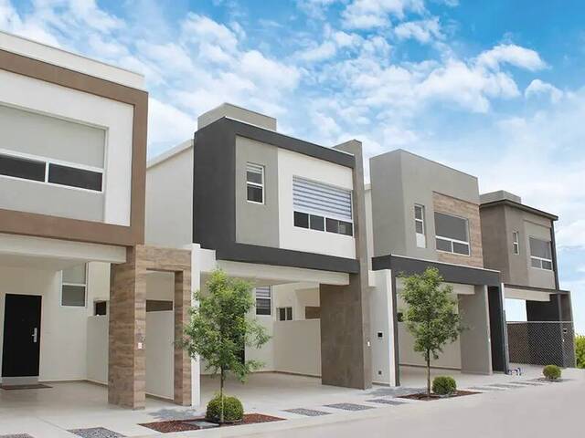#33 - Casa para Venta en Apodaca - NL - 1