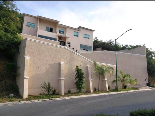 Casa para Venta en Monterrey - 4