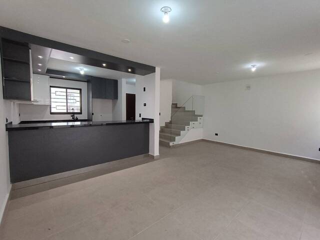 Casa para Venta en García - 4