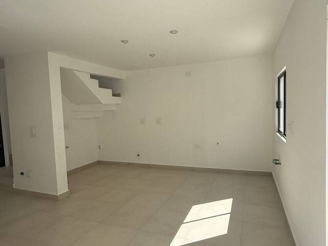 #45 - Casa para Venta en García - NL