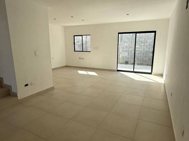 #45 - Casa para Venta en García - NL